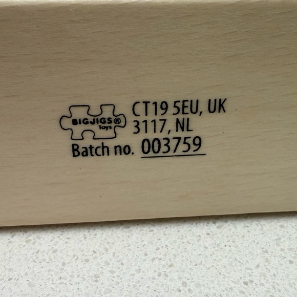 Bigjigs Toys Rainbow Abacus Educational Wooden Base Food-Grade Silicone Beads - Picture 10 of 14